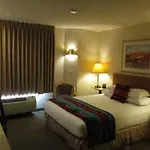 At Santa Fe, Surestay Collection By Western Hotel