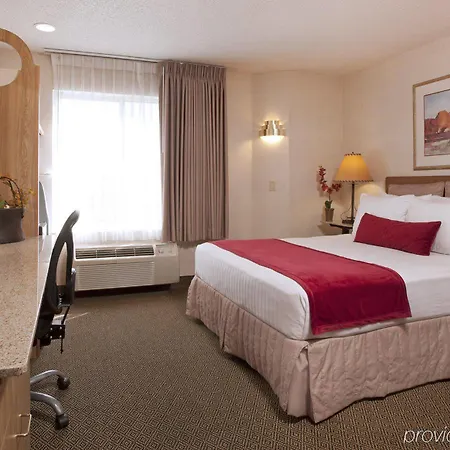 At Santa Fe, Surestay Collection By Western Hotel 3*