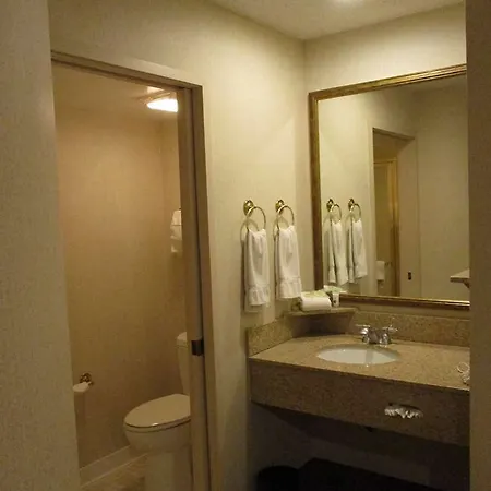 At Santa Fe, Surestay Collection By Western Hotel 3*