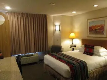 At Santa Fe, Surestay Collection By Western Hotel 3*